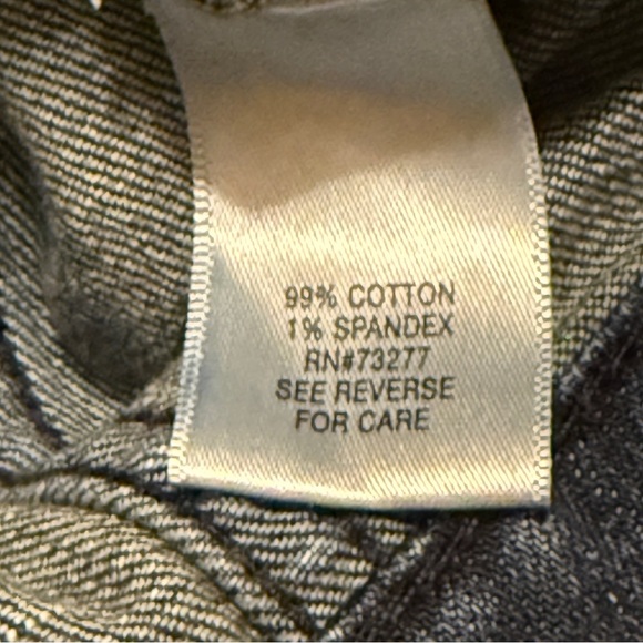 ‼️𝗘𝗟𝗟𝗘 𝗝𝗘𝗔𝗡 𝗕𝗨𝗧𝗧𝗢𝗡 𝗗𝗢𝗪𝗡 𝗝𝗔𝗖𝗞𝗘𝗧 - Picture 3 of 6